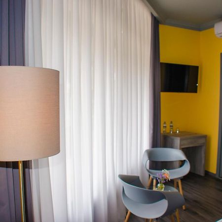 Atoneli Hotel Tbilissi Extérieur photo