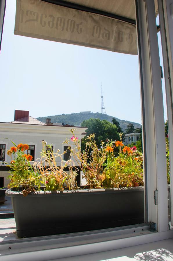 Atoneli Hotel Tbilissi Extérieur photo